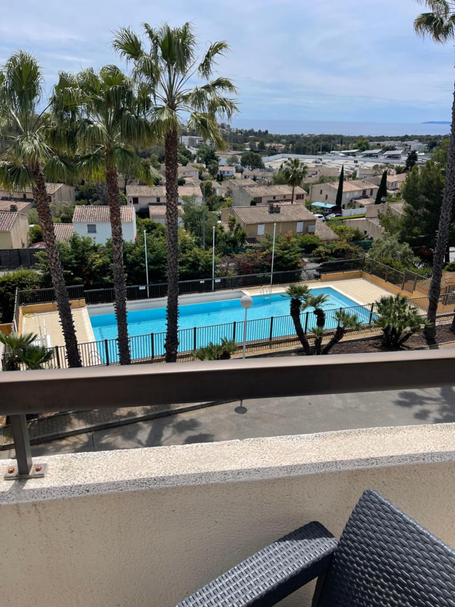 Appartement Vue Exceptionnelle Saint-Raphael  Exterior photo