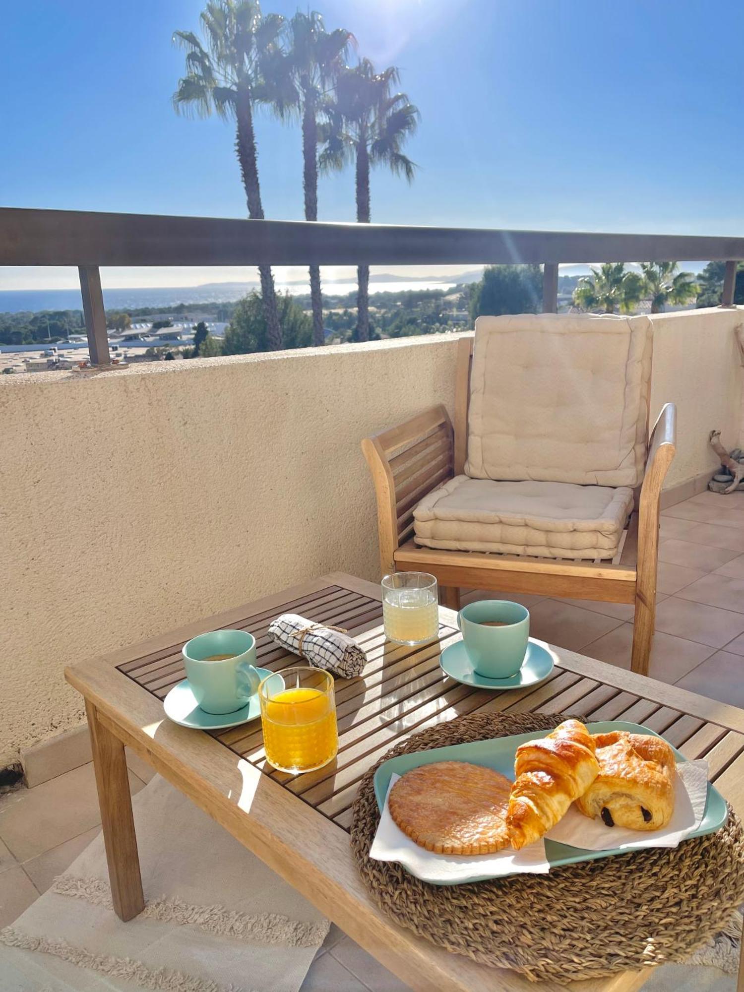 Appartement Vue Exceptionnelle Saint-Raphael  Exterior photo